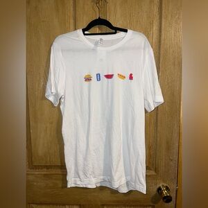 White Graphic T-Shirt. Summer, 4th of July. NWT! Size large